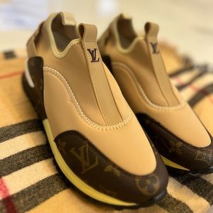 Louis Vuitton Run Away Sneaker